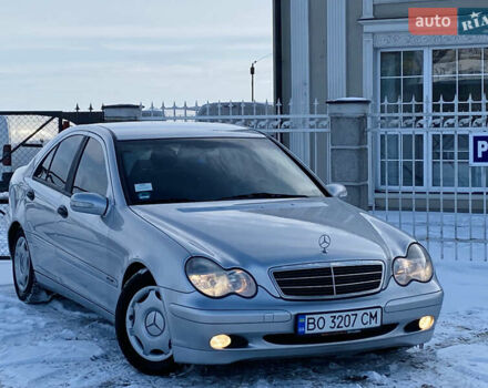 Серый Мерседес Ц-Класс, объемом двигателя 1.8 л и пробегом 268 тыс. км за 4950 $, фото 1 на Automoto.ua