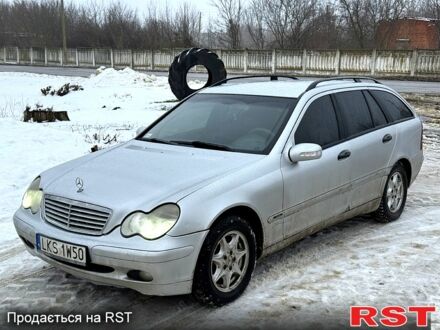 Сірий Мерседес Ц-Клас, об'ємом двигуна 2.2 л та пробігом 211 тис. км за 2500 $, фото 1 на Automoto.ua