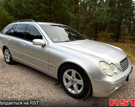 Сірий Мерседес Ц-Клас, об'ємом двигуна 1.8 л та пробігом 227 тис. км за 4950 $, фото 1 на Automoto.ua