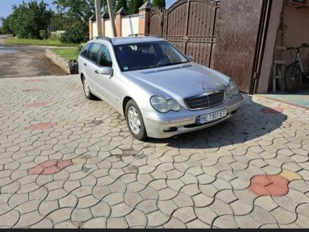 Сірий Мерседес Ц-Клас, об'ємом двигуна 1.8 л та пробігом 280 тис. км за 6000 $, фото 1 на Automoto.ua