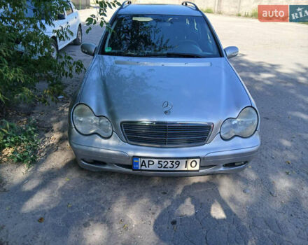 Сірий Мерседес Ц-Клас, об'ємом двигуна 1.8 л та пробігом 260 тис. км за 6500 $, фото 1 на Automoto.ua
