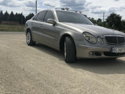 Мерседес Ц-Клас 2003 у Самборе на Automoto.ua Сірий Мерседес Ц-Клас, об'ємом двигуна 2.1 л та пробігом 360 тис. км за 3600 $, фото 1 на Automoto.ua