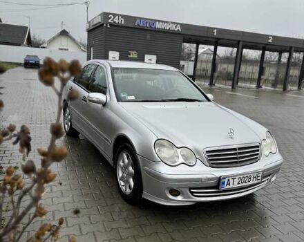Серый Мерседес Ц-Класс, объемом двигателя 2.15 л и пробегом 420 тыс. км за 6000 $, фото 1 на Automoto.ua
