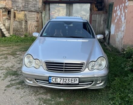 Сірий Мерседес Ц-Клас, об'ємом двигуна 2.7 л та пробігом 380 тис. км за 3500 $, фото 1 на Automoto.ua