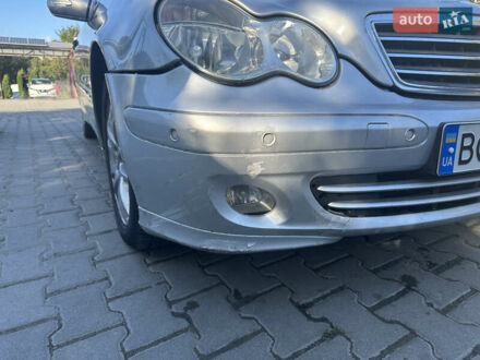 Серый Мерседес Ц-Класс, объемом двигателя 2.15 л и пробегом 284 тыс. км за 6000 $, фото 1 на Automoto.ua