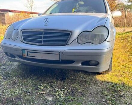 Сірий Мерседес Ц-Клас, об'ємом двигуна 2.2 л та пробігом 287 тис. км за 5099 $, фото 1 на Automoto.ua