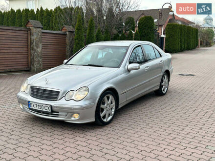 Серый Мерседес Ц-Класс, объемом двигателя 1.8 л и пробегом 326 тыс. км за 4200 $, фото 1 на Automoto.ua