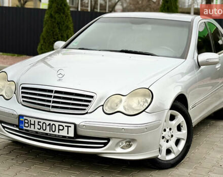Сірий Мерседес Ц-Клас, об'ємом двигуна 1.8 л та пробігом 225 тис. км за 6700 $, фото 1 на Automoto.ua