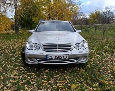 Сірий Мерседес Ц-Клас, об'ємом двигуна 2.2 л та пробігом 340 тис. км за 5600 $, фото 1 на Automoto.ua