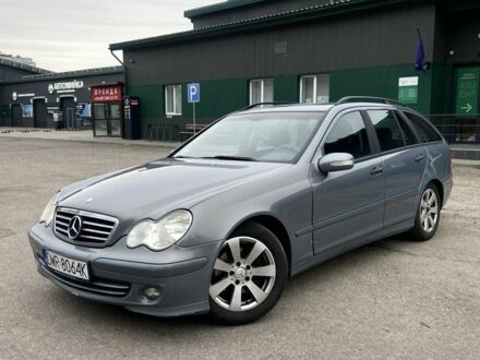 Серый Мерседес Ц-Класс, объемом двигателя 0 л и пробегом 450 тыс. км за 3000 $, фото 1 на Automoto.ua