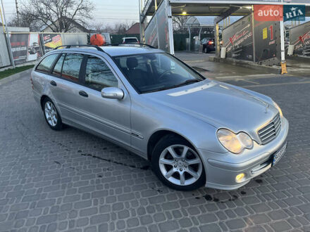 Мерседес Ц-Класс 2005 в Кропивницком (Кировограде) на Automoto.ua Серый Мерседес Ц-Класс, объемом двигателя 1.8 л и пробегом 300 тыс. км за 7000 $, фото 1 на Automoto.ua