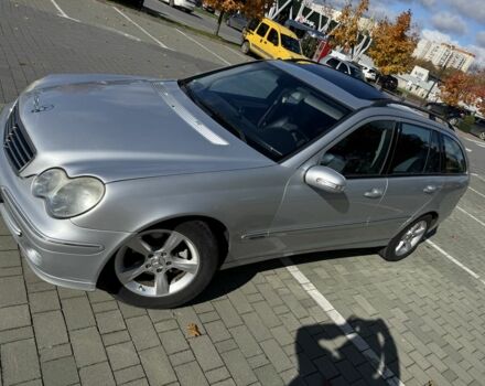 Сірий Мерседес Ц-Клас, об'ємом двигуна 1.8 л та пробігом 245 тис. км за 5899 $, фото 1 на Automoto.ua