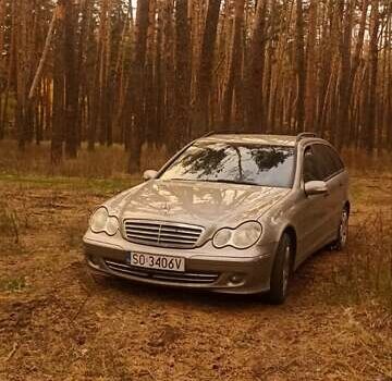 Сірий Мерседес Ц-Клас, об'ємом двигуна 0 л та пробігом 400 тис. км за 3000 $, фото 1 на Automoto.ua