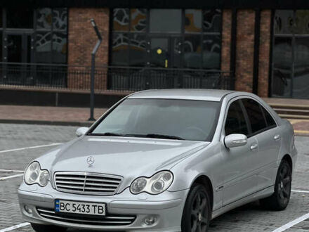 Мерседес Ц-Клас 2006 у Вінниці на Automoto.ua Сірий Мерседес Ц-Клас, об'ємом двигуна 1.8 л та пробігом 181 тис. км за 6599 $, фото 1 на Automoto.ua
