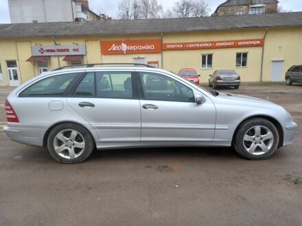 Сірий Мерседес Ц-Клас, об'ємом двигуна 0.22 л та пробігом 253 тис. км за 5337 $, фото 1 на Automoto.ua