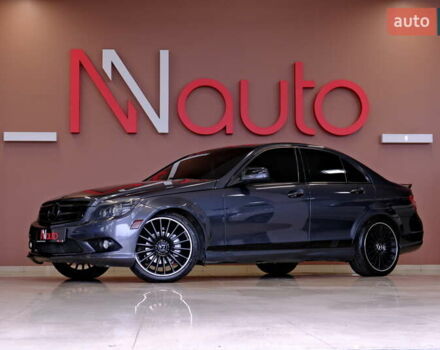 Сірий Мерседес Ц-Клас, об'ємом двигуна 3 л та пробігом 198 тис. км за 8900 $, фото 1 на Automoto.ua