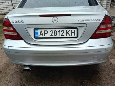 Сірий Мерседес Ц-Клас, об'ємом двигуна 1.8 л та пробігом 216 тис. км за 2700 $, фото 1 на Automoto.ua