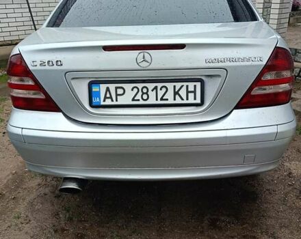 Сірий Мерседес Ц-Клас, об'ємом двигуна 1.8 л та пробігом 216 тис. км за 2700 $, фото 1 на Automoto.ua
