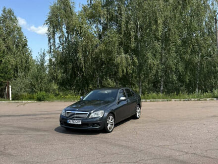 Мерседес Ц-Клас 2007 у Борисполе на Automoto.ua Сірий Мерседес Ц-Клас, об'ємом двигуна 1.8 л та пробігом 248 тис. км за 7400 $, фото 1 на Automoto.ua