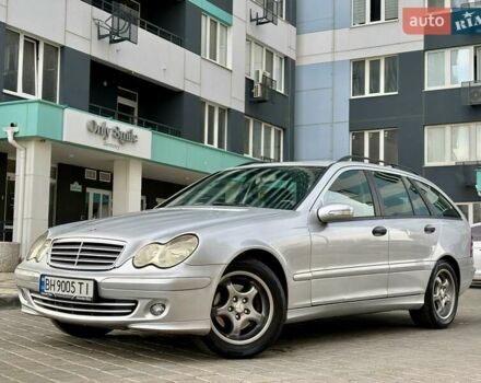 Сірий Мерседес Ц-Клас, об'ємом двигуна 2.1 л та пробігом 236 тис. км за 6400 $, фото 1 на Automoto.ua