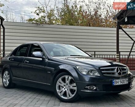 Сірий Мерседес Ц-Клас, об'ємом двигуна 1.8 л та пробігом 161 тис. км за 11800 $, фото 1 на Automoto.ua