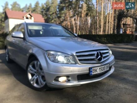Мерседес Ц-Клас 2008 у Рівному на Automoto.ua Сірий Мерседес Ц-Клас, об'ємом двигуна 2.2 л та пробігом 344 тис. км за 9900 $, фото 1 на Automoto.ua