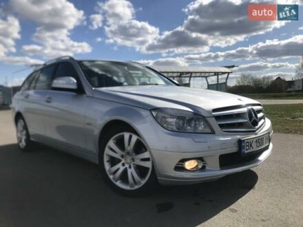 Мерседес Ц-Клас 2008 у Рівному на Automoto.ua Сірий Мерседес Ц-Клас, об'ємом двигуна 2.2 л та пробігом 344 тис. км за 10300 $, фото 1 на Automoto.ua