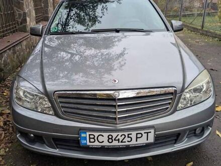 Мерседес Ц-Клас 2009 у Львові на Automoto.ua Сірий Мерседес Ц-Клас, об'ємом двигуна 2.15 л та пробігом 315 тис. км за 7900 $, фото 1 на Automoto.ua