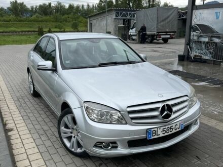 Мерседес Ц-Класс 2009 в Тячеве на Automoto.ua Серый Мерседес Ц-Класс, объемом двигателя 2.2 л и пробегом 400 тыс. км за 4500 $, фото 1 на Automoto.ua