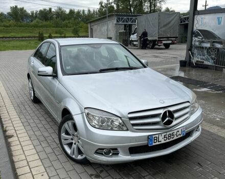 Сірий Мерседес Ц-Клас, об'ємом двигуна 2.2 л та пробігом 400 тис. км за 4500 $, фото 1 на Automoto.ua