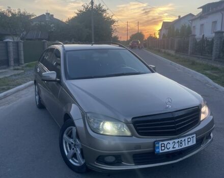 Сірий Мерседес Ц-Клас, об'ємом двигуна 2.1 л та пробігом 353 тис. км за 7500 $, фото 1 на Automoto.ua
