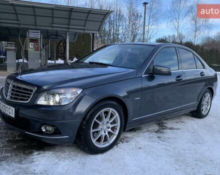 Сірий Мерседес Ц-Клас, об'ємом двигуна 2.1 л та пробігом 222 тис. км за 10600 $, фото 1 на Automoto.ua