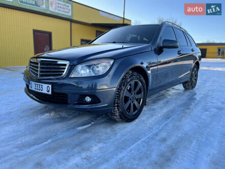Серый Мерседес Ц-Класс, объемом двигателя 2.15 л и пробегом 198 тыс. км за 8500 $, фото 1 на Automoto.ua
