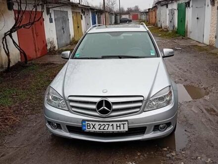Мерседес Ц-Класс 2010 в Староконстантинов на Automoto.ua Серый Мерседес Ц-Класс, объемом двигателя 1.8 л и пробегом 249 тыс. км за 10990 $, фото 1 на Automoto.ua