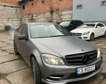 Серый Мерседес Ц-Класс, объемом двигателя 3 л и пробегом 236 тыс. км за 9000 $, фото 1 на Automoto.ua