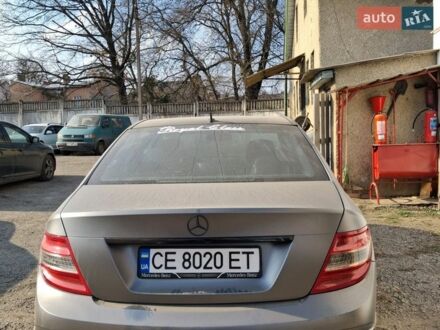 Сірий Мерседес Ц-Клас, об'ємом двигуна 3 л та пробігом 235 тис. км за 9200 $, фото 1 на Automoto.ua