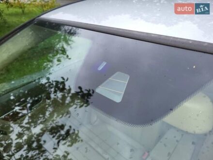 Серый Мерседес Ц-Класс, объемом двигателя 1.8 л и пробегом 209 тыс. км за 11500 $, фото 1 на Automoto.ua