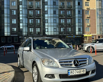 Серый Мерседес Ц-Класс, объемом двигателя 2.2 л и пробегом 276 тыс. км за 8100 $, фото 1 на Automoto.ua