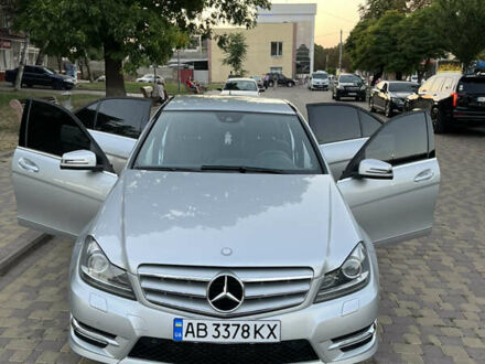 Сірий Мерседес Ц-Клас, об'ємом двигуна 2.2 л та пробігом 220 тис. км за 15300 $, фото 1 на Automoto.ua