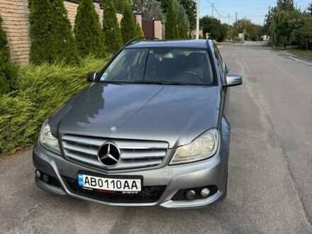 Мерседес Ц-Класс 2011 в Виннице на Automoto.ua Серый Мерседес Ц-Класс, объемом двигателя 2.14 л и пробегом 386 тыс. км за 10000 $, фото 1 на Automoto.ua