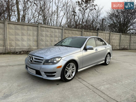 Серый Мерседес Ц-Класс, объемом двигателя 1.8 л и пробегом 63 тыс. км за 10900 $, фото 1 на Automoto.ua