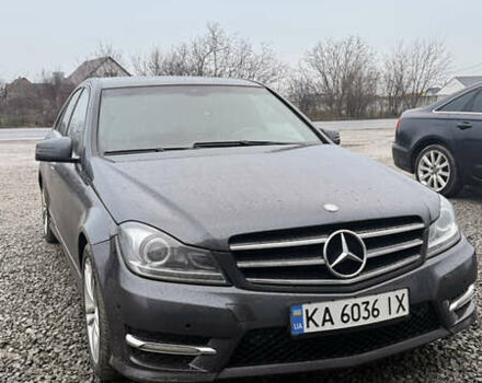 Серый Мерседес Ц-Класс, объемом двигателя 1.8 л и пробегом 190 тыс. км за 10500 $, фото 1 на Automoto.ua