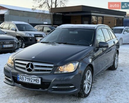 Серый Мерседес Ц-Класс, объемом двигателя 1.8 л и пробегом 317 тыс. км за 10599 $, фото 1 на Automoto.ua