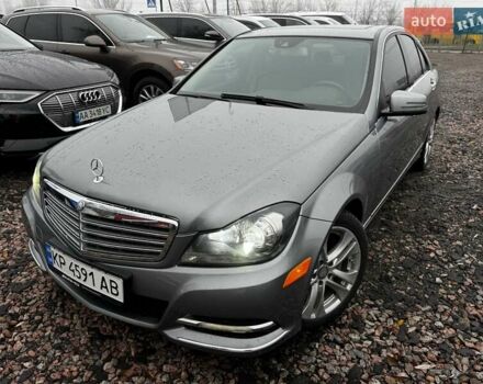 Серый Мерседес Ц-Класс, объемом двигателя 3.5 л и пробегом 80 тыс. км за 14500 $, фото 1 на Automoto.ua