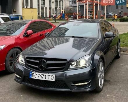 Серый Мерседес Ц-Класс, объемом двигателя 1.8 л и пробегом 91 тыс. км за 12000 $, фото 1 на Automoto.ua