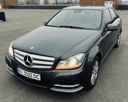 Серый Мерседес Ц-Класс, объемом двигателя 1.8 л и пробегом 201 тыс. км за 10000 $, фото 1 на Automoto.ua
