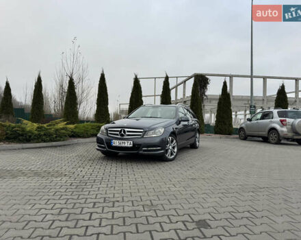 Сірий Мерседес Ц-Клас, об'ємом двигуна 2.14 л та пробігом 308 тис. км за 9900 $, фото 1 на Automoto.ua