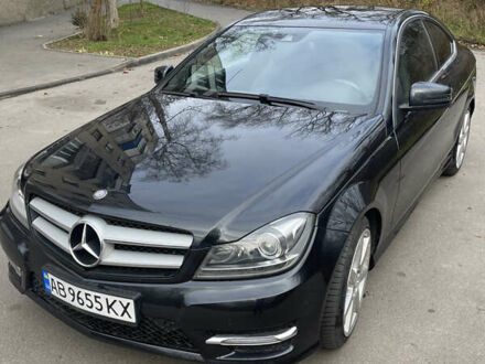 Серый Мерседес Ц-Класс, объемом двигателя 1.6 л и пробегом 231 тыс. км за 12800 $, фото 1 на Automoto.ua
