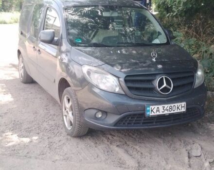 Сірий Мерседес Ц-Клас, об'ємом двигуна 1.5 л та пробігом 280 тис. км за 9900 $, фото 1 на Automoto.ua