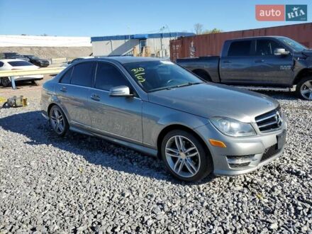 Серый Мерседес Ц-Класс, объемом двигателя 1.8 л и пробегом 156 тыс. км за 1600 $, фото 1 на Automoto.ua